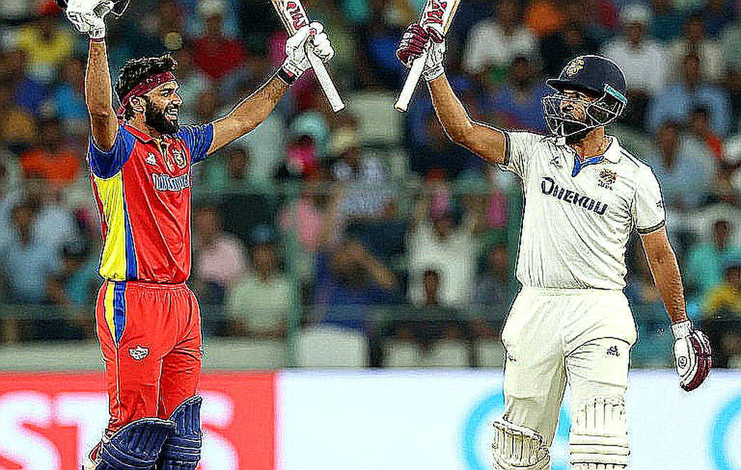 ট্রান্সফার জানালার আসল লেজার: উপসাগরের লিগগুলো দক্ষিণ এশিয়ার ক্রিকেটারের ক্যালেন্ডার কিনে নিচ্ছে