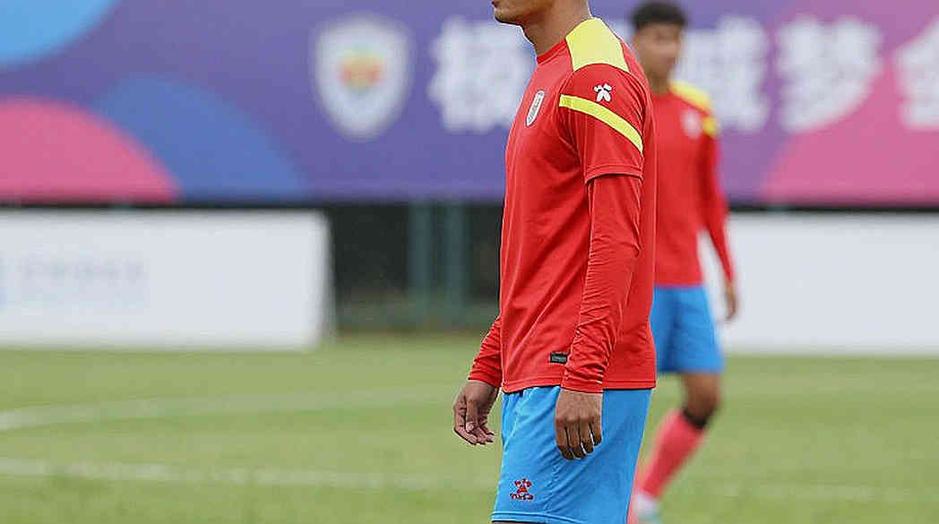 Under the Shadow of Nine Goals: Jakarta's Final, Two Familiar Coaches, and an Incomplete Arithmetic Under the Shadow of Nine Goals: Jakarta's Final, Two Familiar Coaches, and an Incomplete Arithmetic