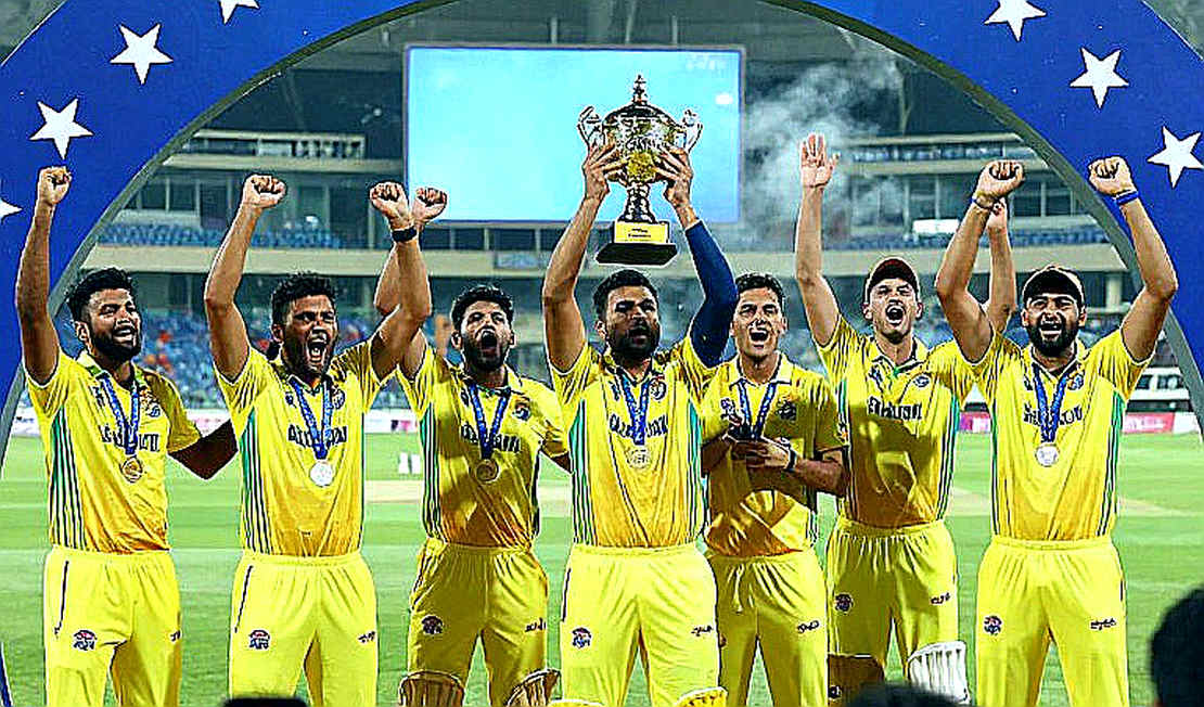 ৪৩০ রানের পাহাড়, ২ উইকেটের জয়, আর একটি খালি স্কোরকার্ড ৪৩০ রানের পাহাড়, ২ উইকেটের জয়, আর একটি খালি স্কোরকার্ড
