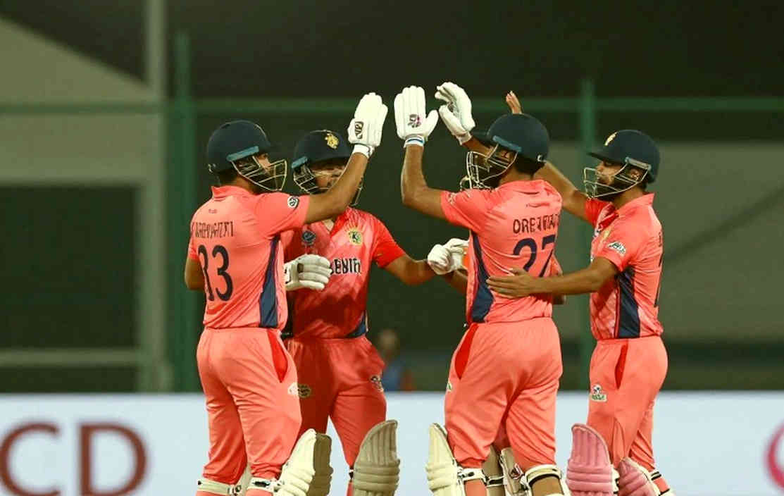 Signal Beneath the Cracked Screen: Truth and Noise in Cricket's Transfer Market Signal Beneath the Cracked Screen: Truth and Noise in Cricket's Transfer Market