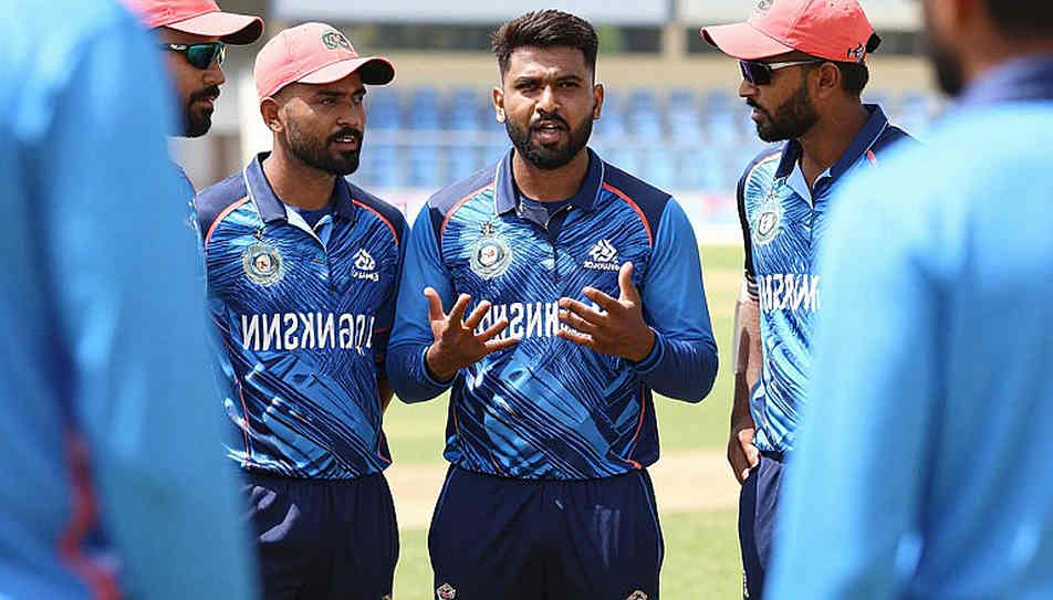 রাওয়ালপিন্ডির এক ফ্রেম থেকে লাহোরের পরীক্ষা: আরাফাত মিনহাসের ৬-৪০ আর ৫৯ যা বলে, যা বলে না রাওয়ালপিন্ডির এক ফ্রেম থেকে লাহোরের পরীক্ষা: আরাফাত মিনহাসের ৬-৪০ আর ৫৯ যা বলে, যা বলে না