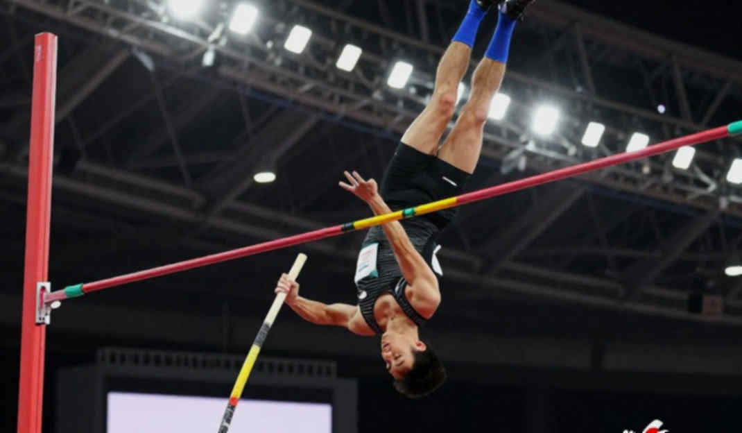 যেখানে ২:৪১:৫৫ ষাটতম: ভিয়েতনামের দৌড়-জাগরণ আর আমাদের নিজের খালি লেন