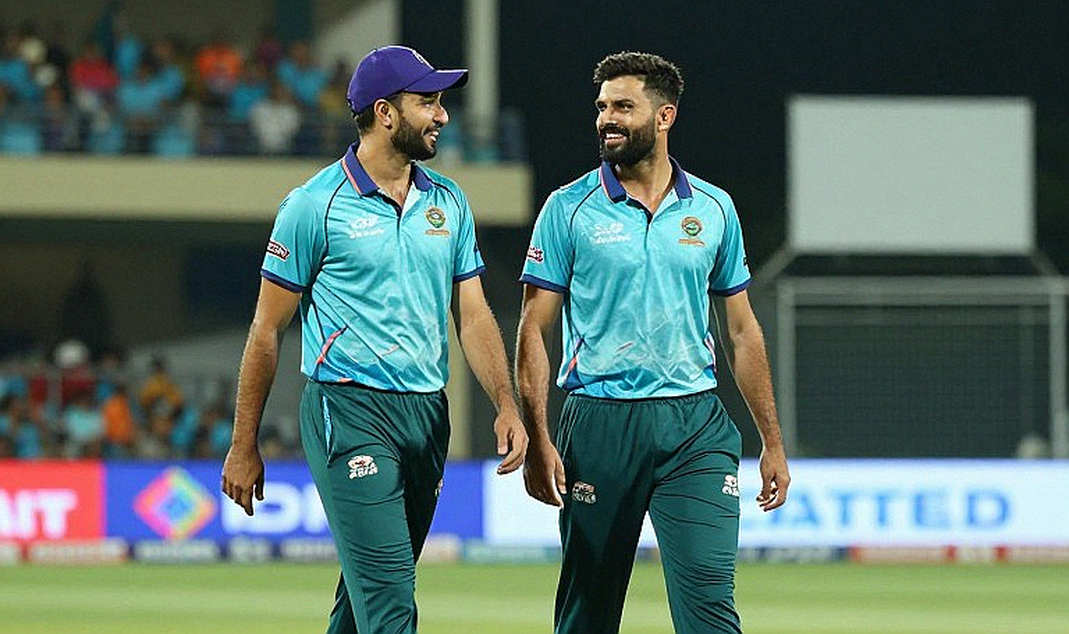 ডারবানে ম্যাডিনসনের ৪৮: একটি টেস্ট ক্যামিও, আর তার ভেতরে লুকানো নির্বাচন-দর্শন ডারবানে ম্যাডিনসনের ৪৮: একটি টেস্ট ক্যামিও, আর তার ভেতরে লুকানো নির্বাচন-দর্শন