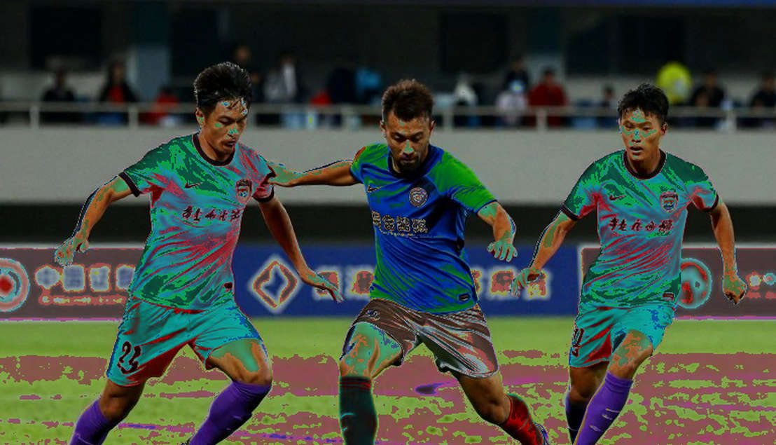 শূন্য ইনপুট, পূর্ণ নীরবতা: খালি ক্যাথিড্রালে একটি বিশ্লেষণের স্কোরলাইন