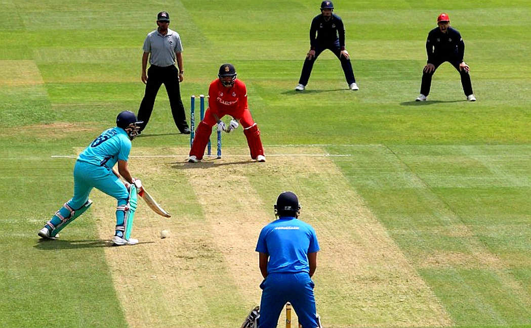 মাঝের ওভারের ফাঁদ: বাংলাদেশের ব্যাটিং অর্ডারের উল্টো ভূমিকা মাঝের ওভারের ফাঁদ: বাংলাদেশের ব্যাটিং অর্ডারের উল্টো ভূমিকা